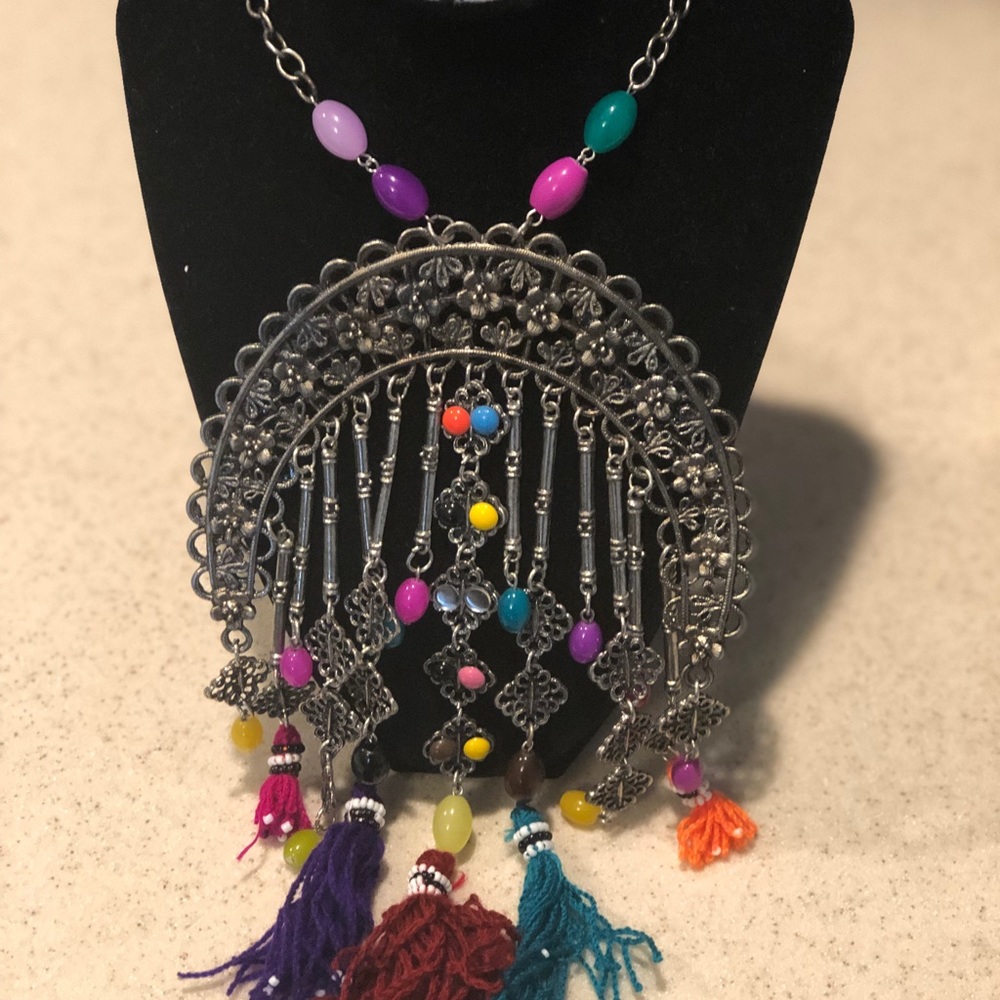 Statement necklace